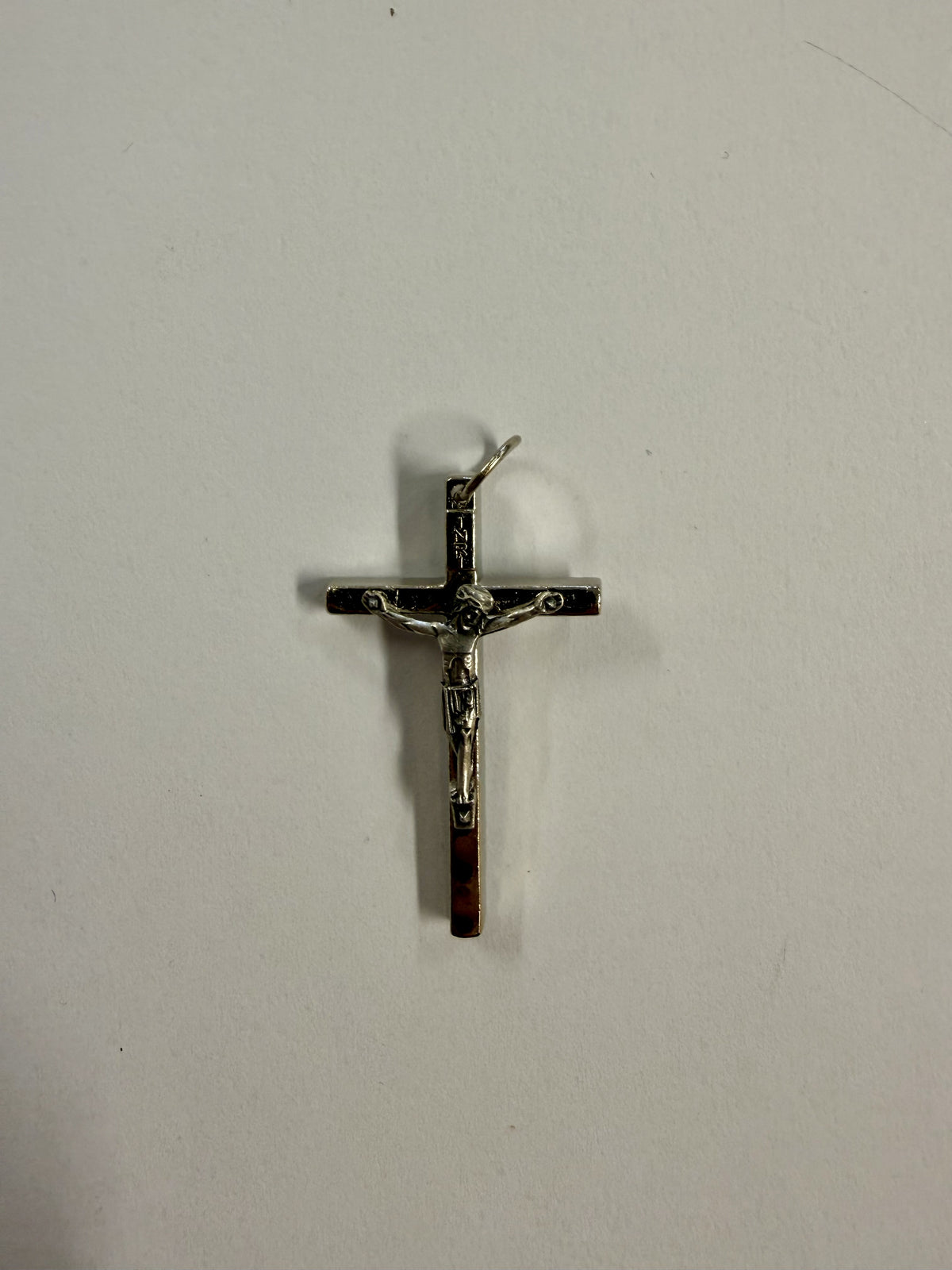 Crucifix: Silver 40mm with ring attachment