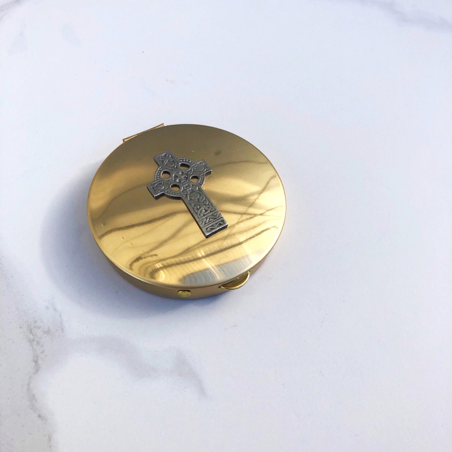 Pyx: Cross Gold