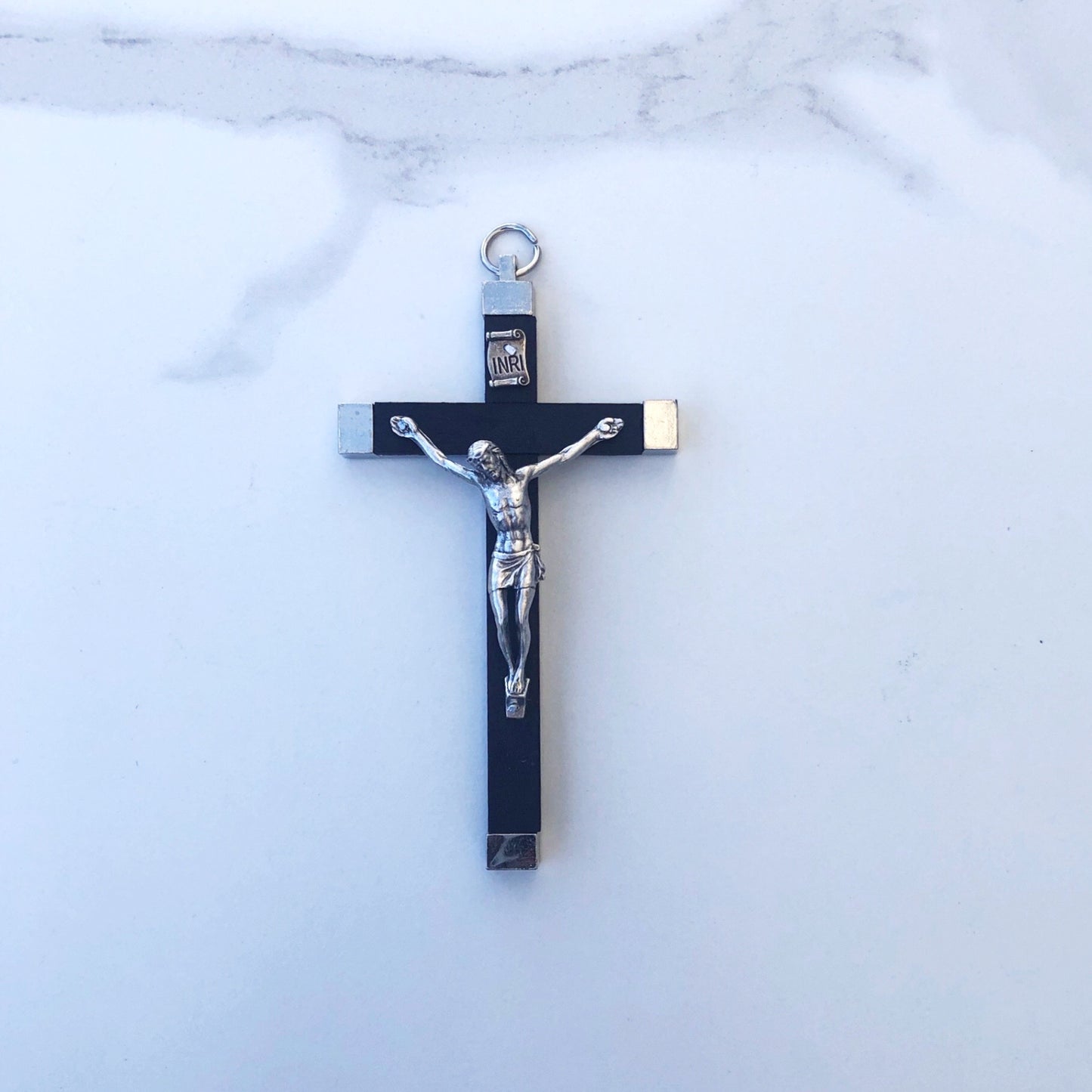 Crucifix: Black 60mm straight edge