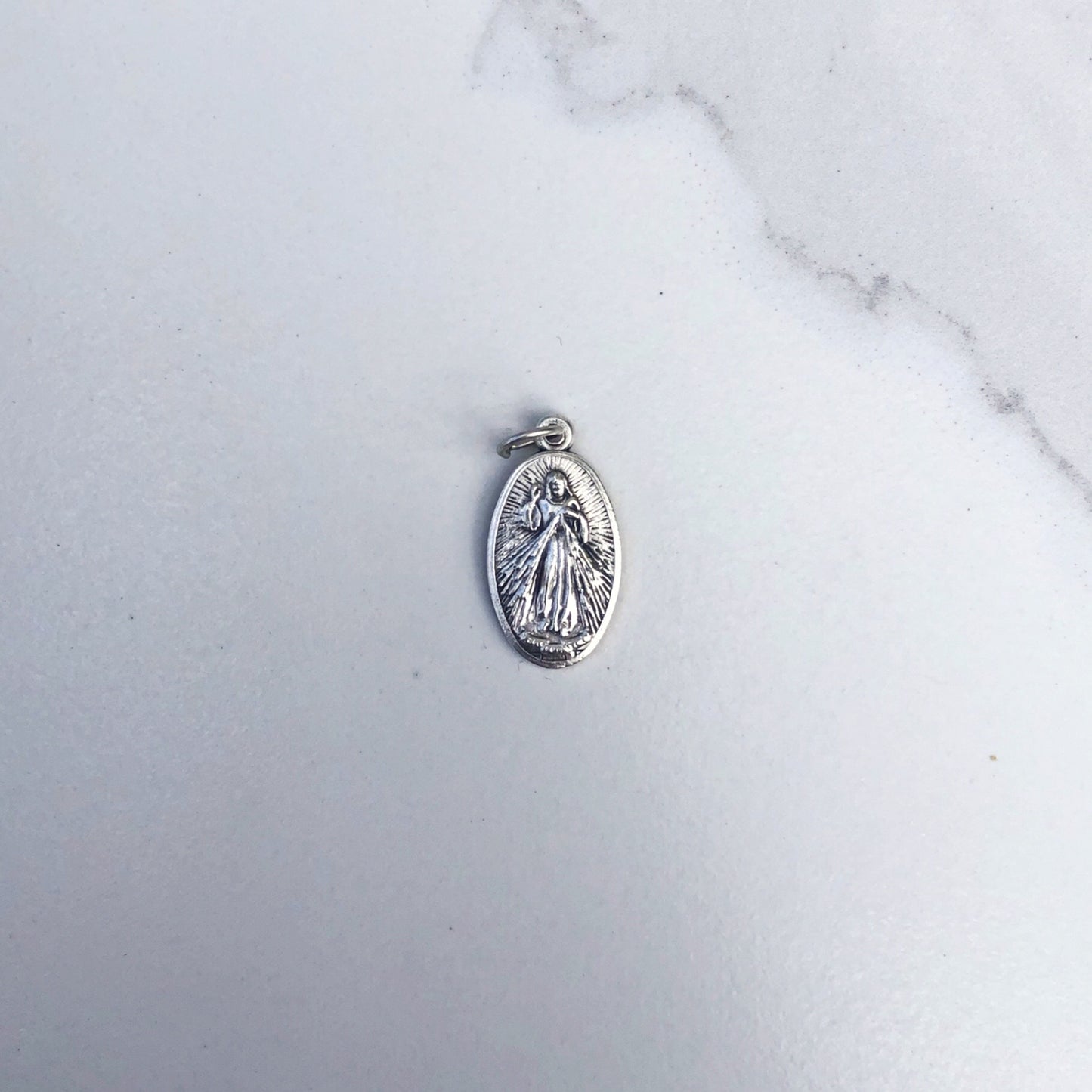 Medal: Divine Mercy Jesus I Trust in You on reverse
