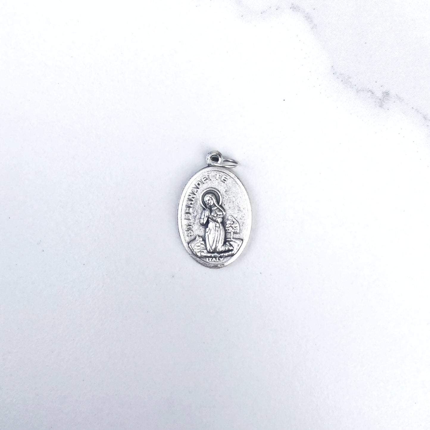 Medal: Our Lady of Lourdes/St Bernadette