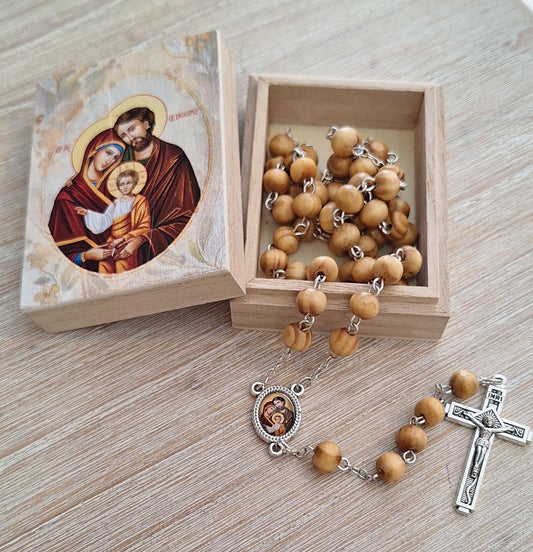 Rosary: in wooden box with image
