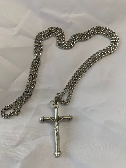 Necklace: Crucifix metal on rhodium chain 60cm