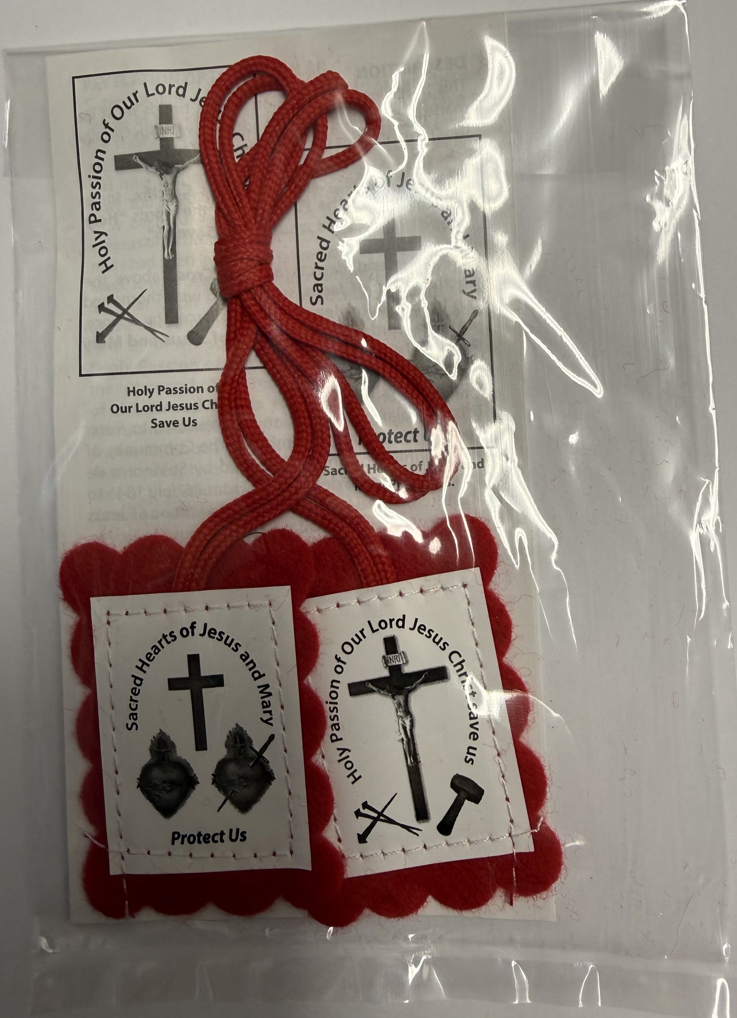 Scapular: Red, Sacred Hearts with leaflet