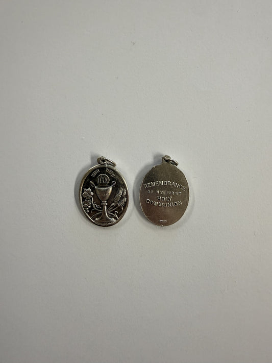 Medal: First Holy Communion Silver Oval
