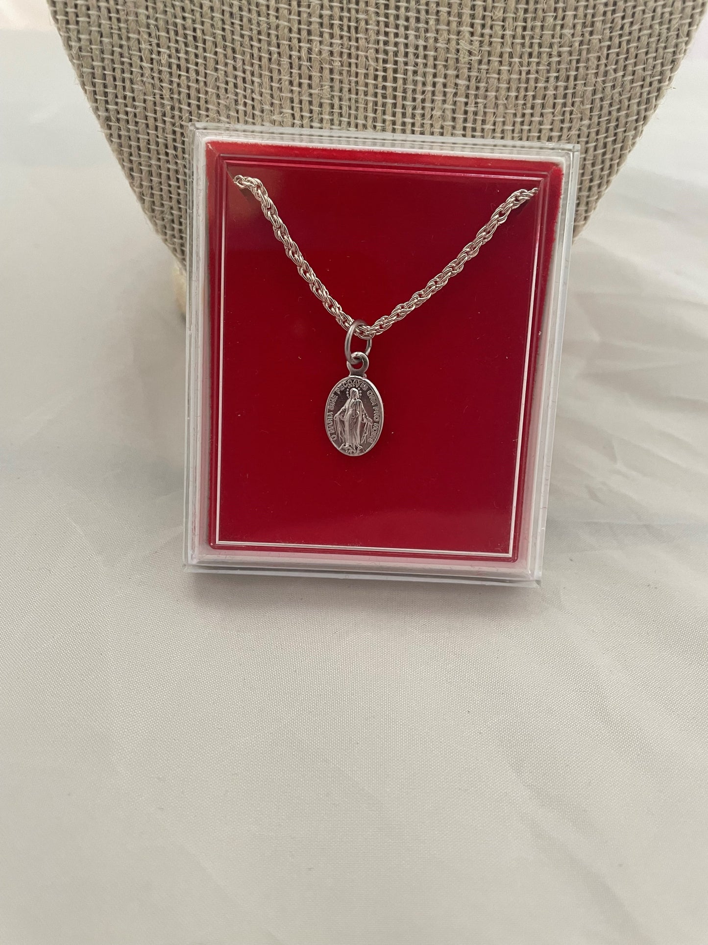 Necklace: Miraculous Medal on 60cm chain