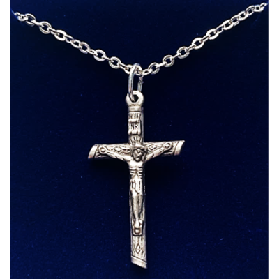 Necklace: Crucifix Silver 28mm