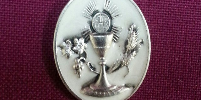 Medal: First Communion Silver White Enamel
