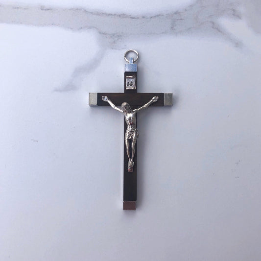 Crucifix: Wall Metal