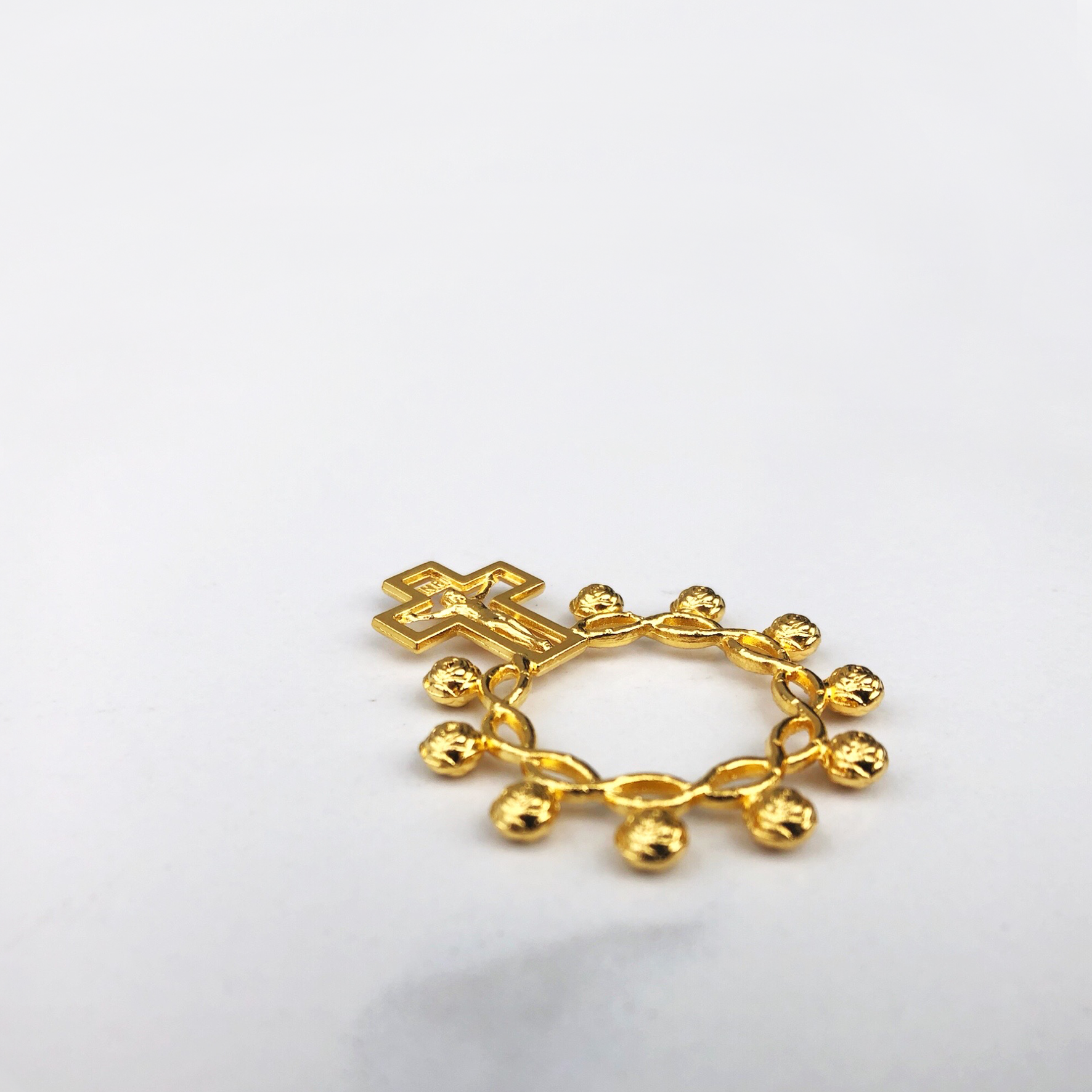14k Yellow Gold Rosary Ring, Size 4|Amazon.com